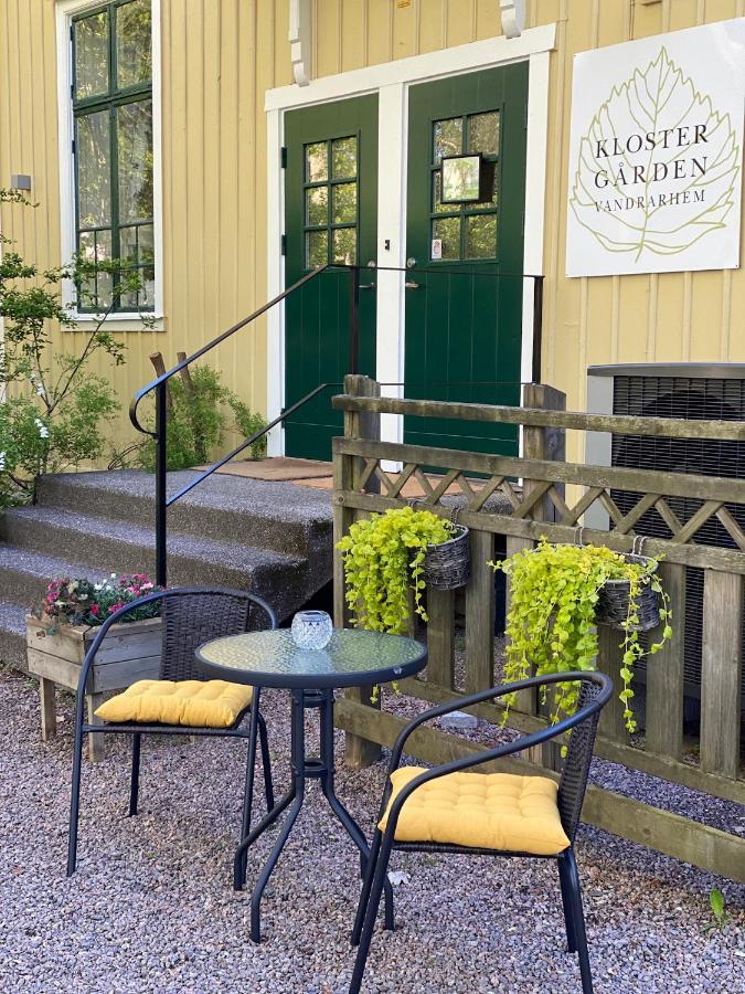 Klostergardens Vandrarhem Varnhem エクステリア 写真