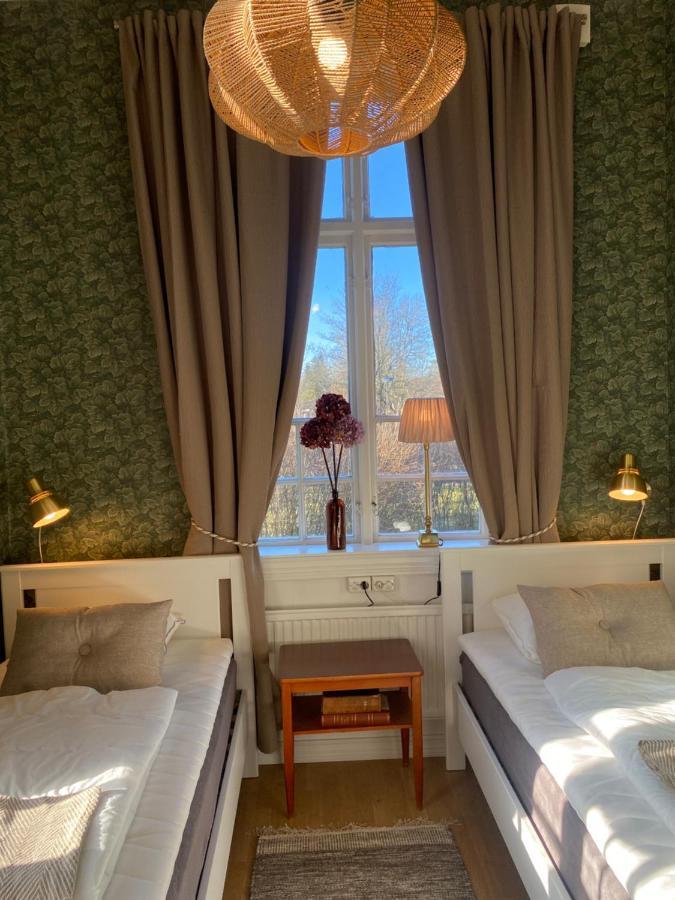 Klostergardens Vandrarhem Varnhem エクステリア 写真