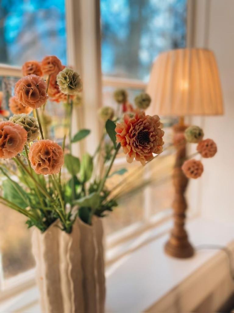Klostergardens Vandrarhem Varnhem エクステリア 写真